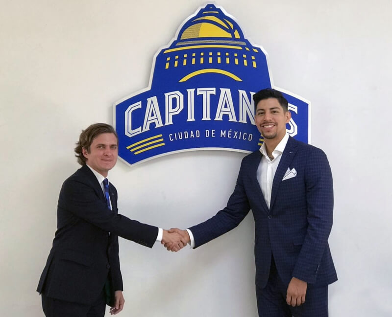 CAPITANES CDMX Pery-Meza