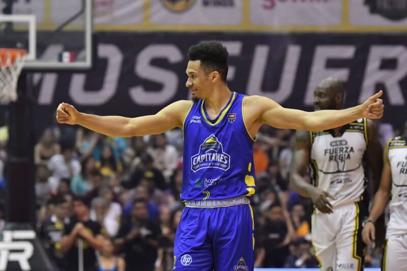 CAPITANES CDMX Rigoberto Mendoza2